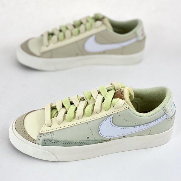 Nike Blazer Low '77 Sea Glass Women's Sneakers Shoes Beige Green DM7186 011 - Picture 2 of 12